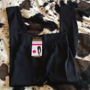 One size fits all NWT fleece lined leggings